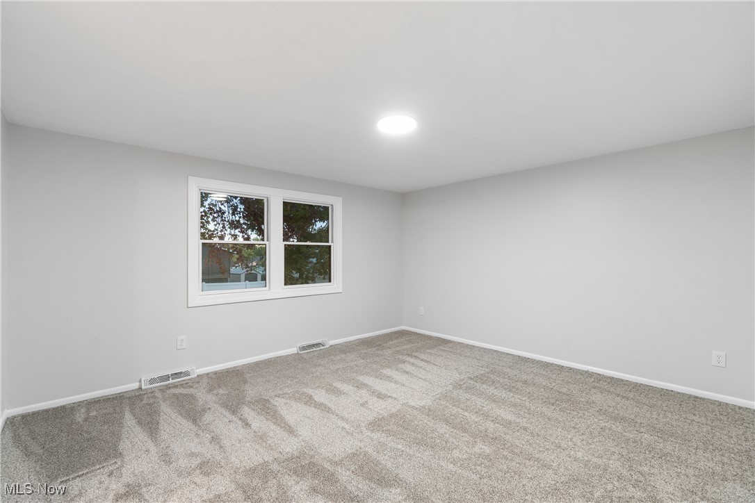 16982 Bob White Circle Strongsville OH 44136