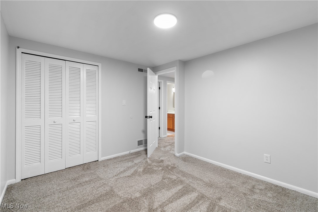 16982 Bob White Circle Strongsville OH 44136