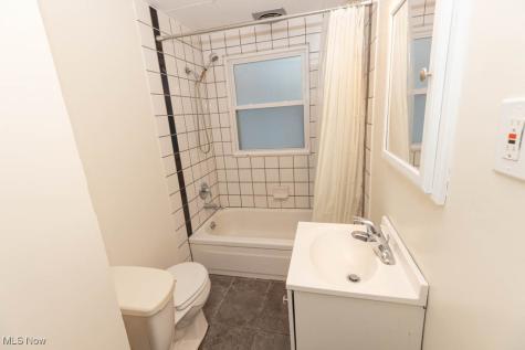 1598 Alameda Avenue Lakewood OH 44107