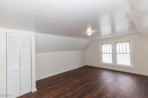 1598 Alameda Avenue Lakewood OH 44107