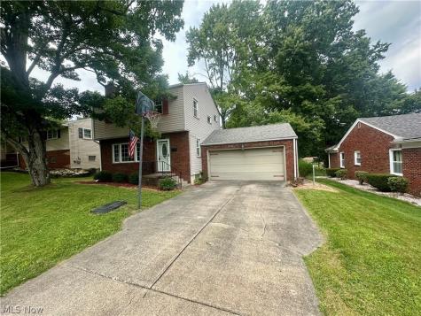 2992 Eldora Drive Youngstown OH 44511
