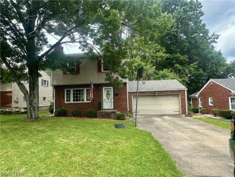 2992 Eldora Drive Youngstown OH 44511