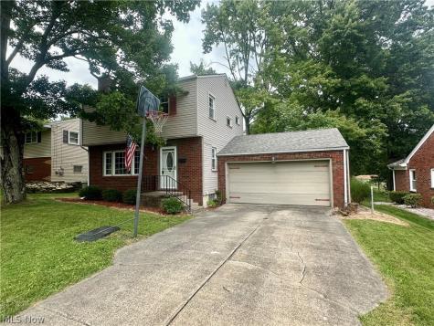 2992 Eldora Drive Youngstown OH 44511