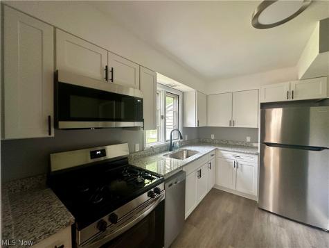 2992 Eldora Drive Youngstown OH 44511
