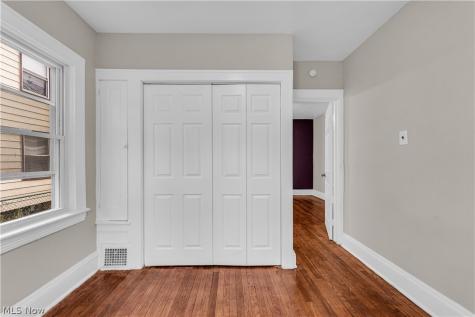 3519 W 100th Street Cleveland OH 44111