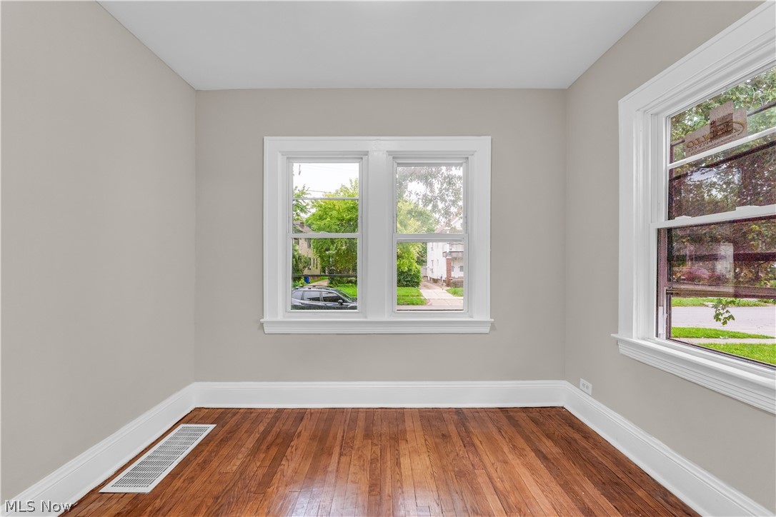 3519 W 100th Street Cleveland OH 44111