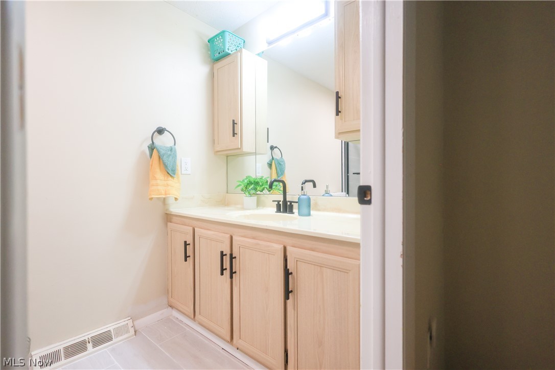 3160 Bay Landing Drive Westlake OH 44145