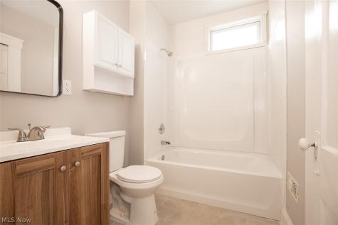 4953 E 106th Street Garfield Heights OH 44125