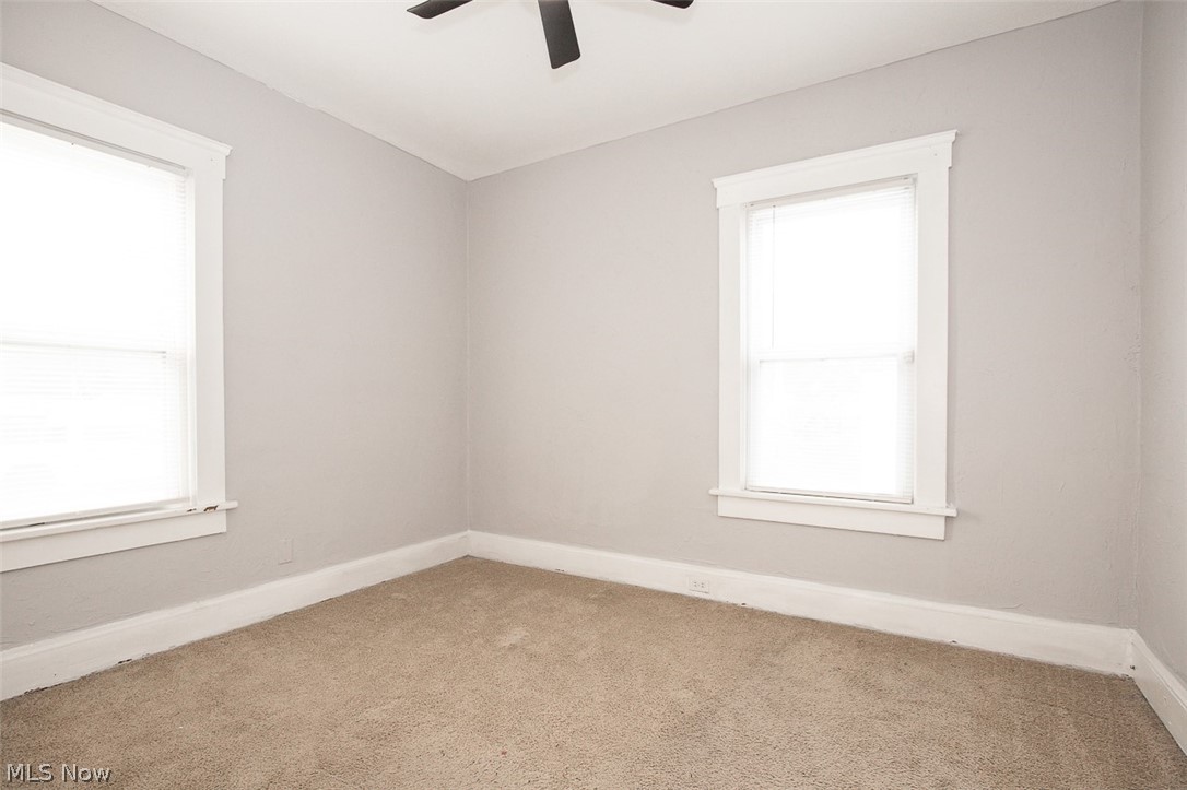 4953 E 106th Street Garfield Heights OH 44125