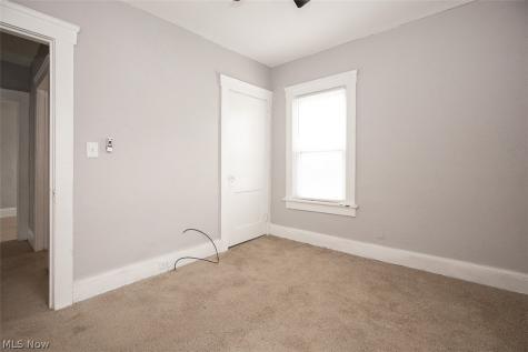 4953 E 106th Street Garfield Heights OH 44125