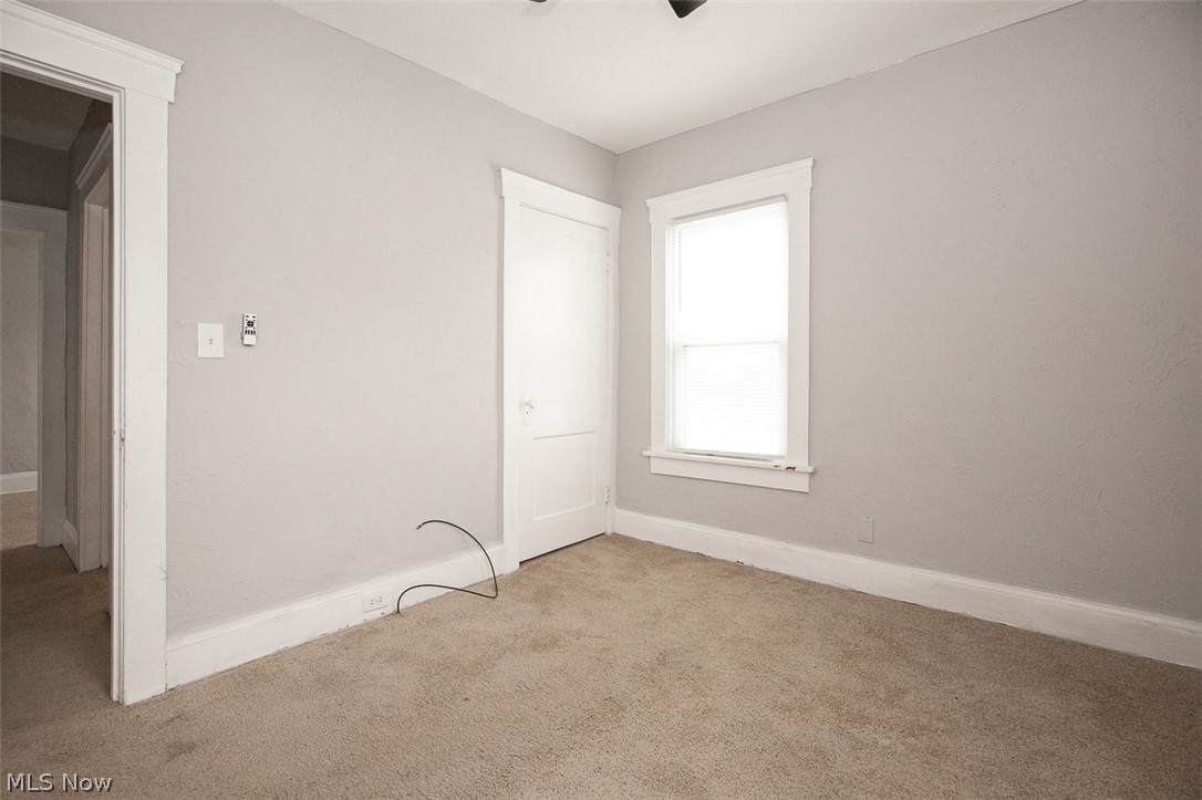 4953 E 106th Street Garfield Heights OH 44125