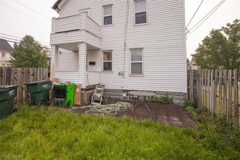 4953 E 106th Street Garfield Heights OH 44125