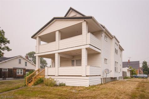 4953 E 106th Street Garfield Heights OH 44125
