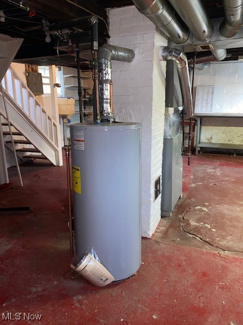 2156 7th Street SW Akron OH 44314