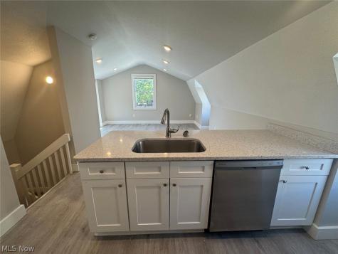 1966 Randall-back House Unit Road Cleveland OH 44113