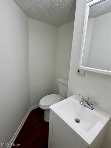 6956 Columbia Road Olmsted Twp OH 44138