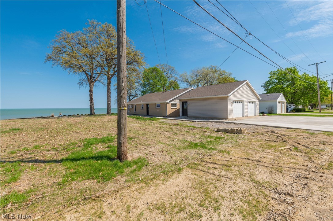 3842 Edgewater Drive Vermilion OH 44089