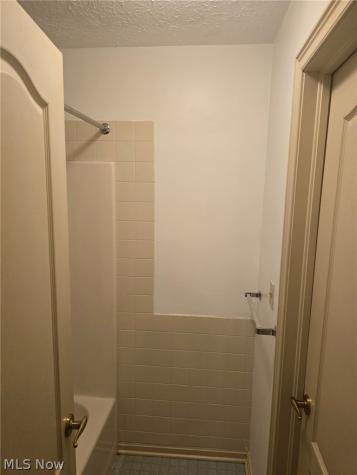 355 Village Pointe Drive Akron OH 44313