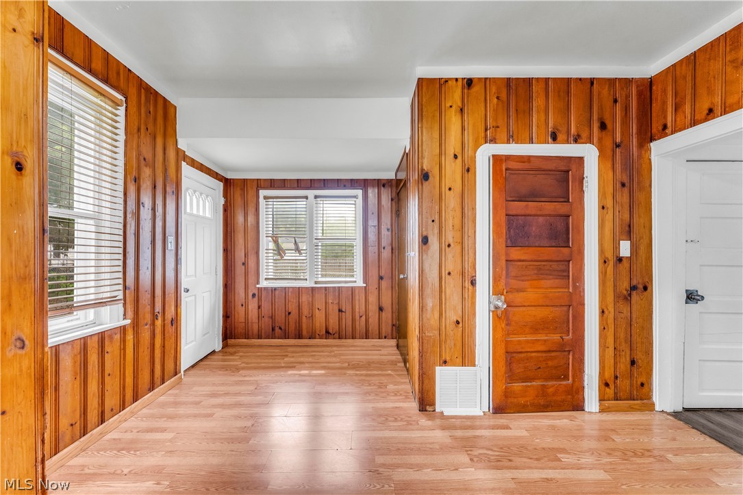 3309 Natchez Avenue Cleveland OH 44109