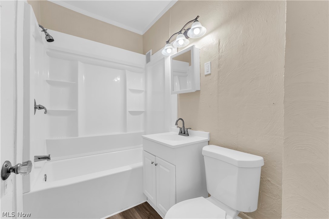 3309 Natchez Avenue Cleveland OH 44109