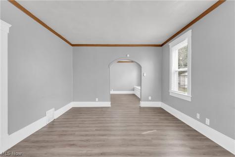 3309 Natchez Avenue Cleveland OH 44109