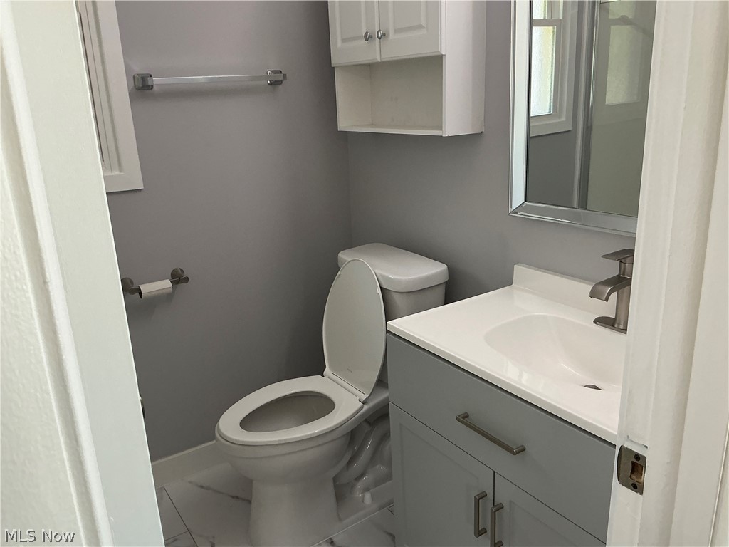 3732 Maplecrest Road Woodmere OH 44122