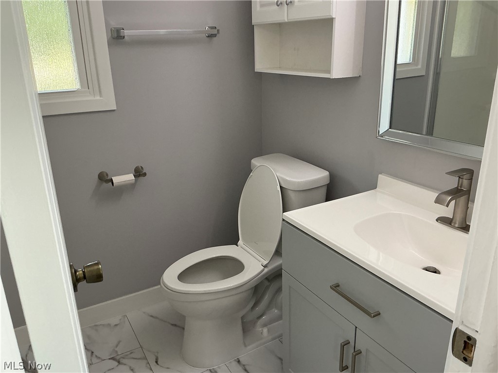 3732 Maplecrest Road Woodmere OH 44122