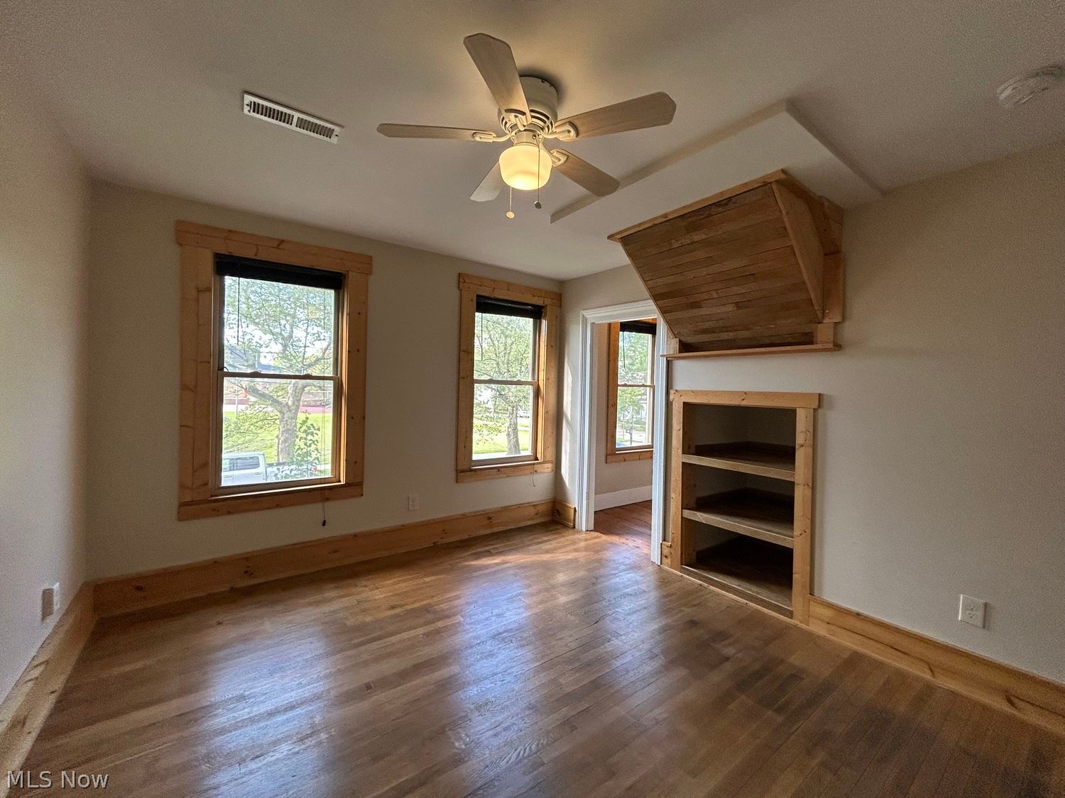2809 Monroe Avenue Cleveland OH 44113