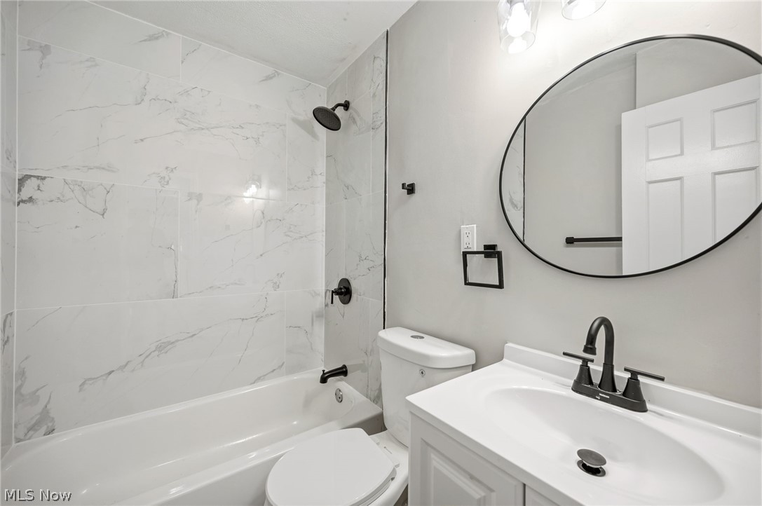 20803 Kenyon Drive Maple Heights OH 44137