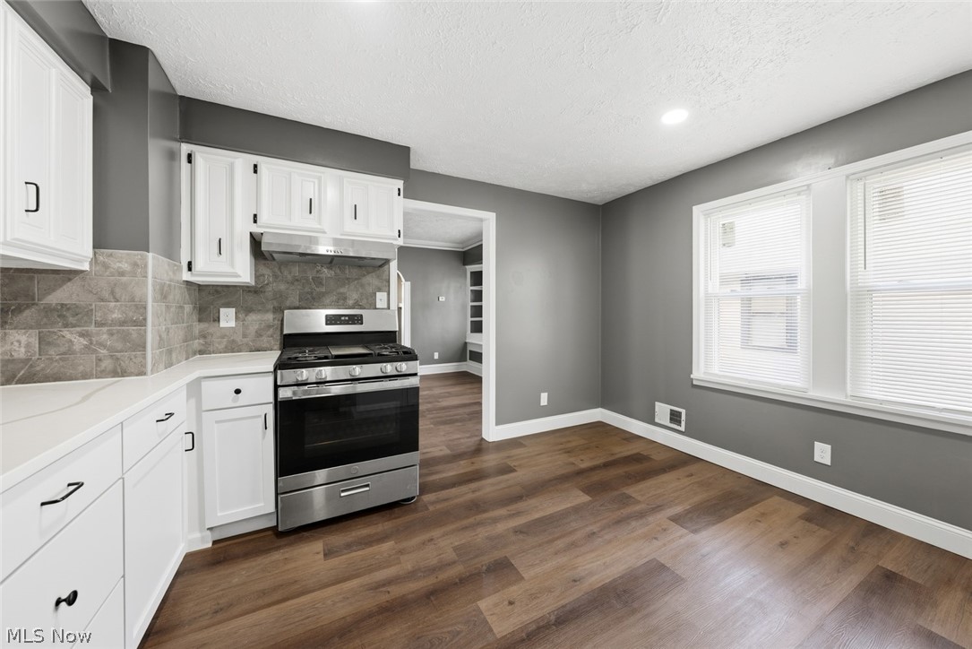 3904 Ardmore Avenue Cleveland OH 44109