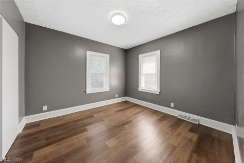 3904 Ardmore Avenue Cleveland OH 44109