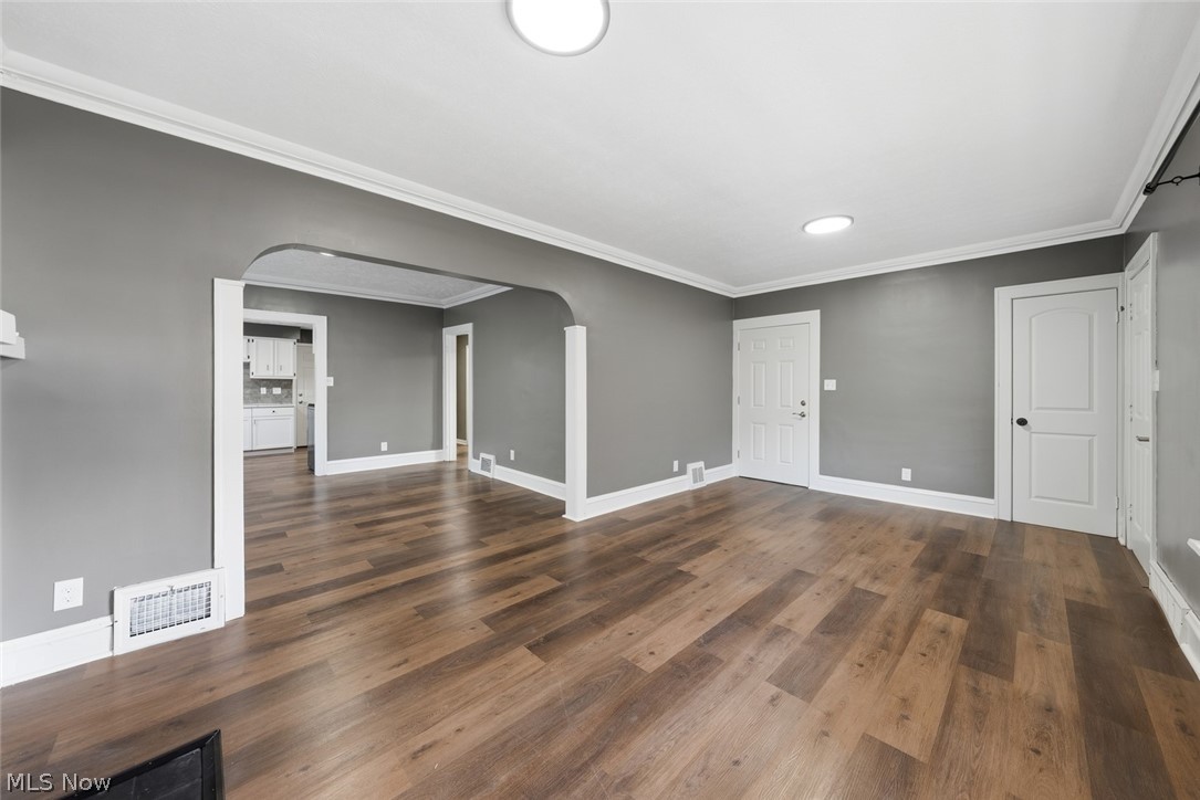3904 Ardmore Avenue Cleveland OH 44109