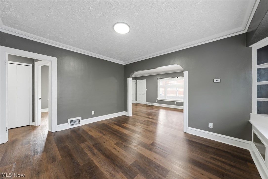 3904 Ardmore Avenue Cleveland OH 44109