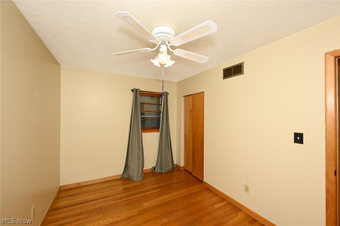 141 26th Street NW Barberton OH 44203