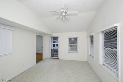 141 26th Street NW Barberton OH 44203
