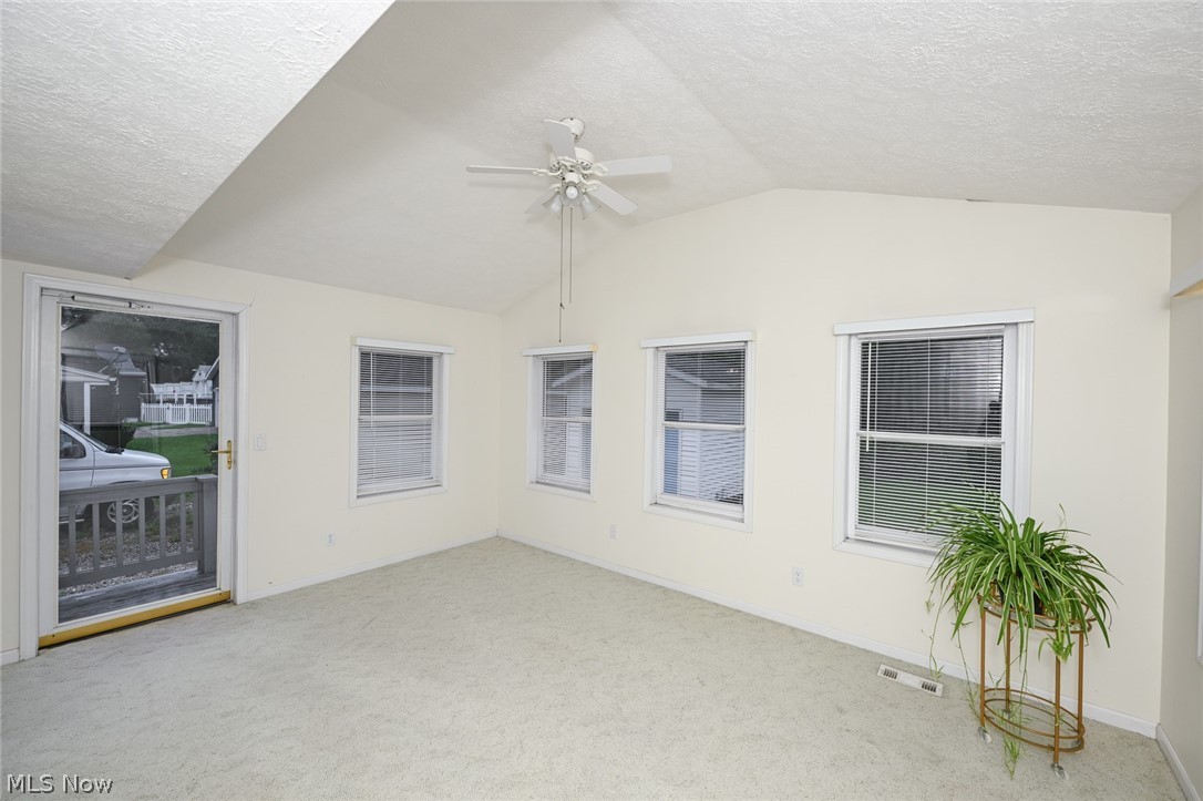 141 26th Street NW Barberton OH 44203