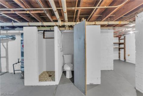 4102 Brooklyn Avenue Cleveland OH 44109
