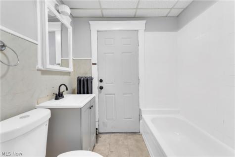4102 Brooklyn Avenue Cleveland OH 44109
