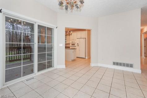 3729 Edgehill Drive Cleveland OH 44121