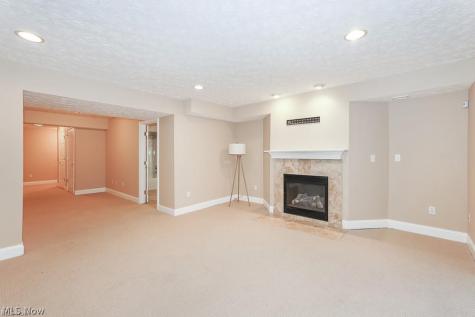 3729 Edgehill Drive Cleveland OH 44121