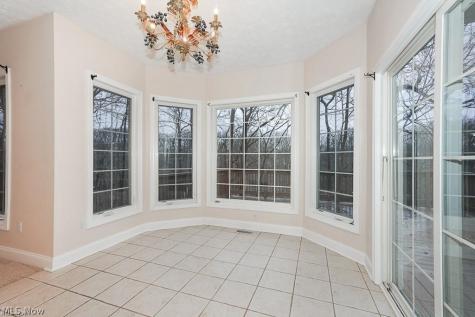 3729 Edgehill Drive Cleveland OH 44121