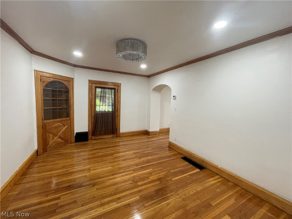 2235 Montclair Avenue Youngstown OH 44511