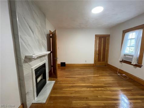 2235 Montclair Avenue Youngstown OH 44511