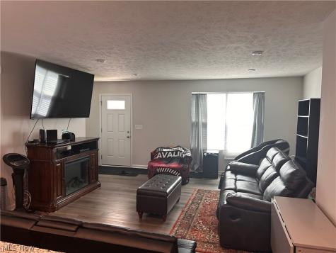 3293 Stafford Drive Akron OH 44312
