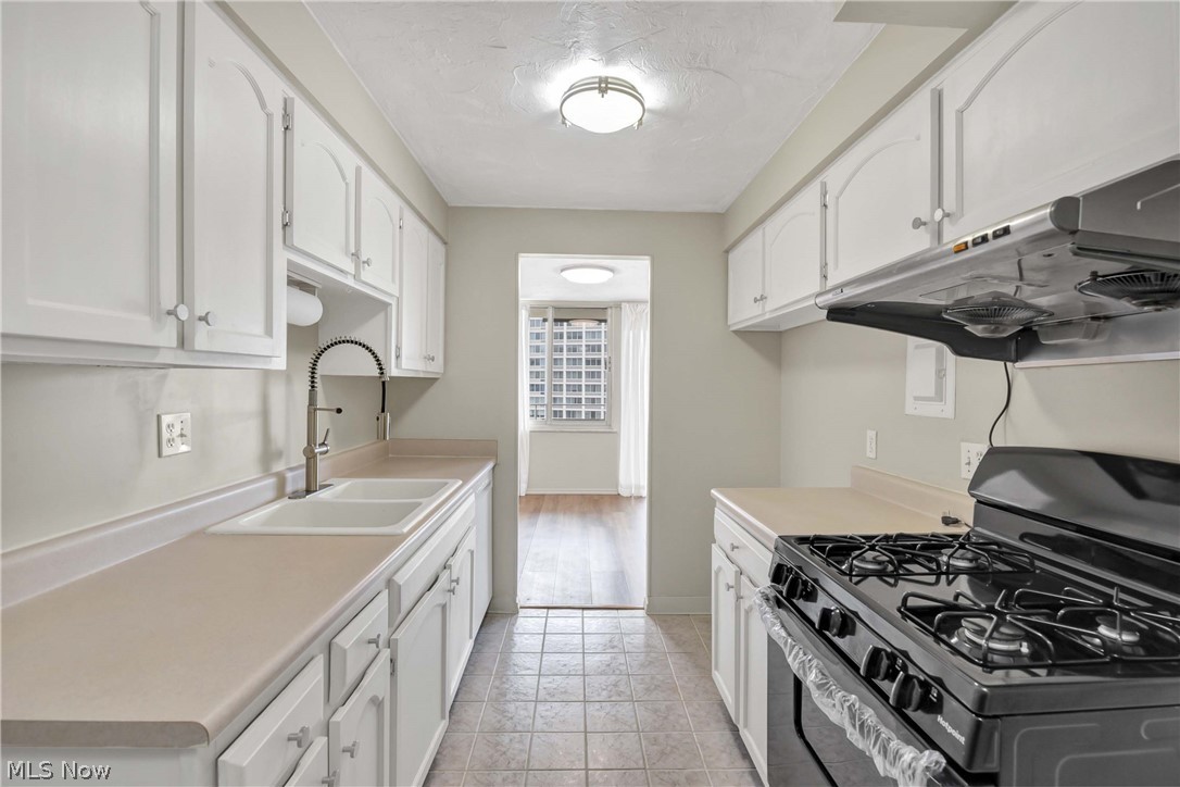 12900 Lake Avenue Lakewood OH 44107