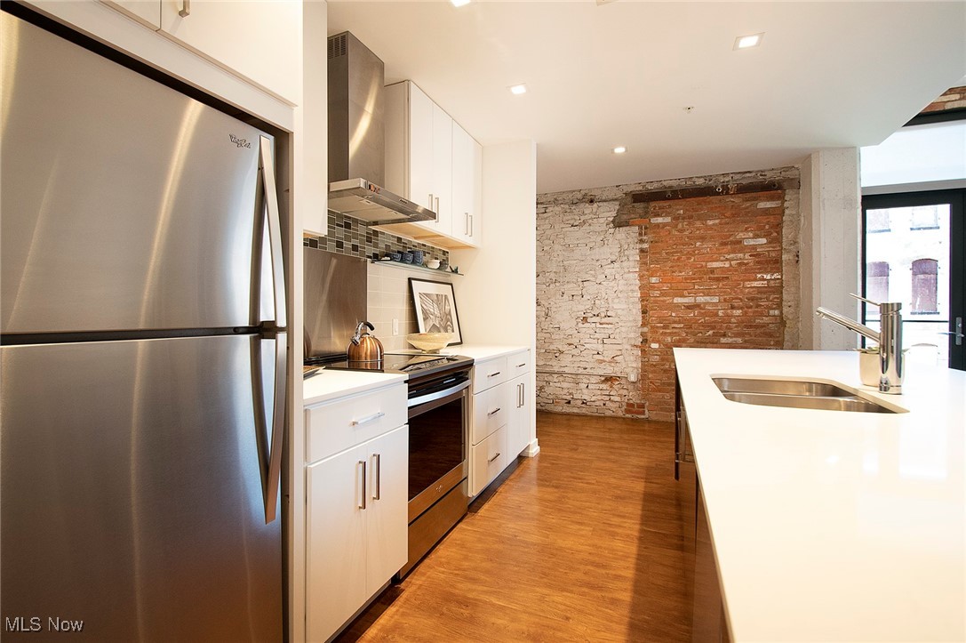 725 Johnson Court Cleveland OH 44113