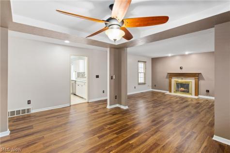 1947 E 82nd Street Cleveland OH 44103
