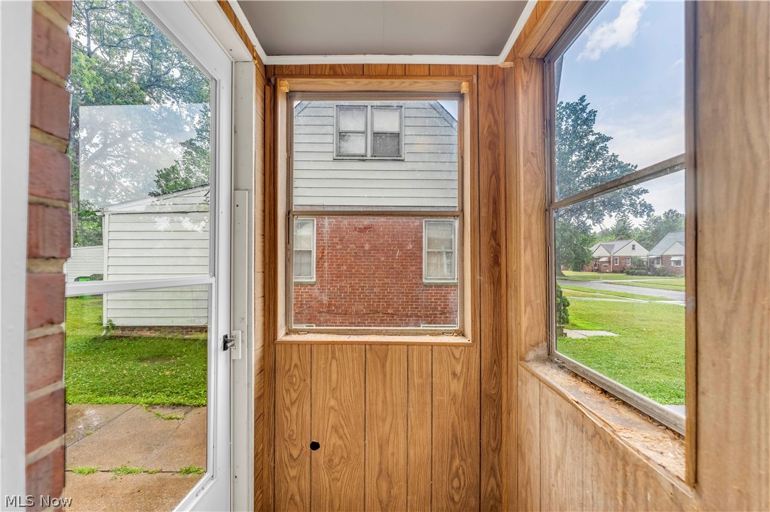 735 E 256th Street Euclid OH 44132
