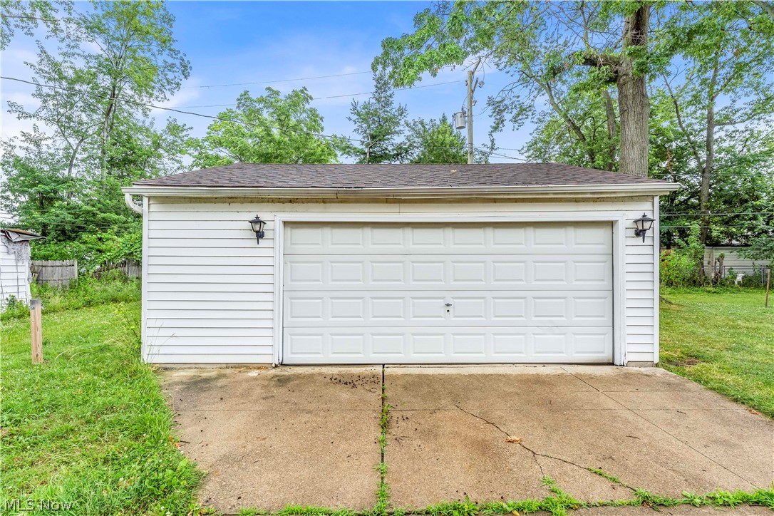 735 E 256th Street Euclid OH 44132