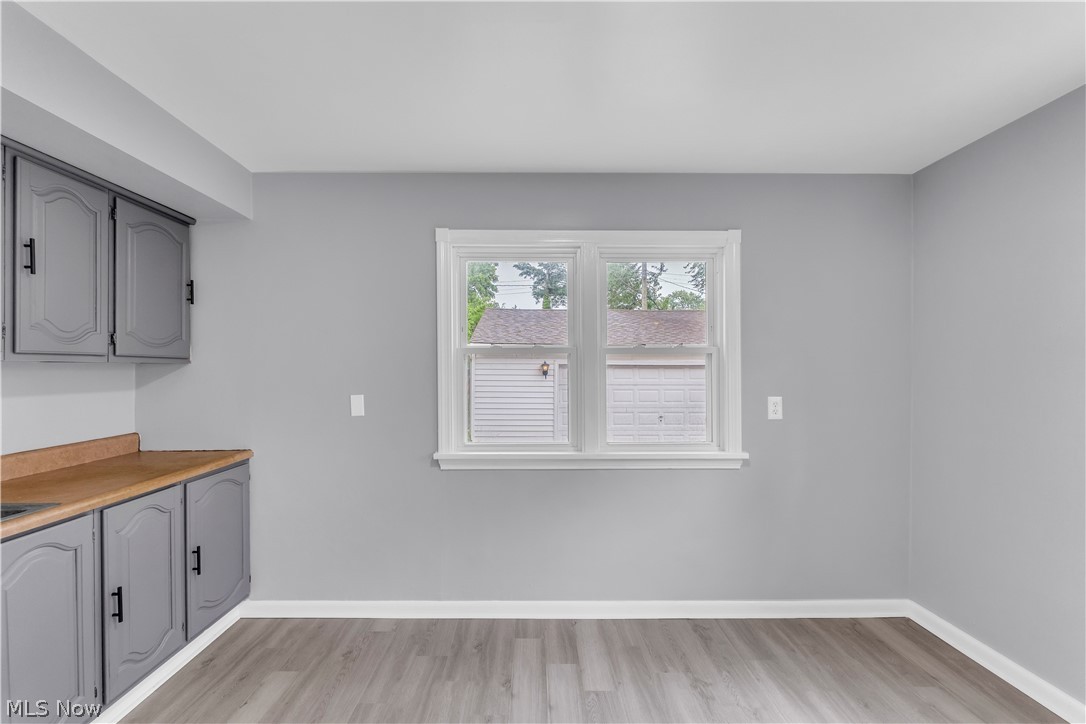 735 E 256th Street Euclid OH 44132